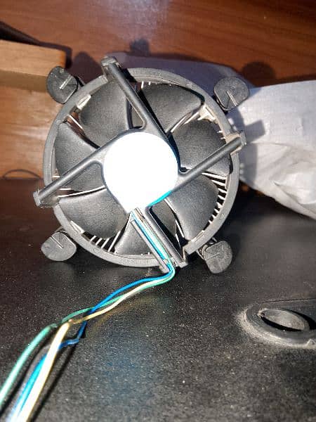 fan with cooling system for processor 1