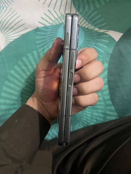 Samsung galaxy fold 4 1