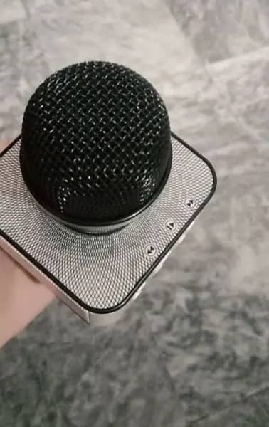 New Branded Mic & speaker With bluetooth 2