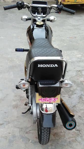 Honda BLACK GOLD 5