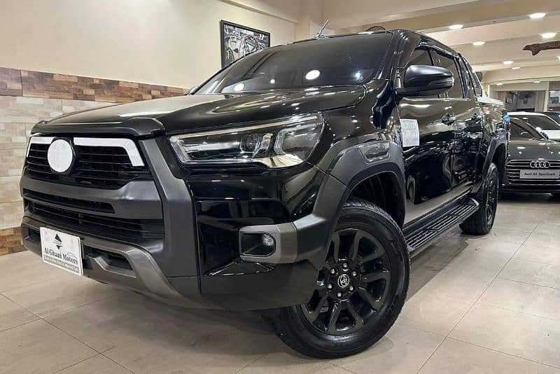 TOYOTA HILUX REVO ROCCO 2.8 CRUISETRONIC MODEL 2022 REGISTERED 2022 2