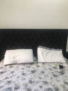 king Size Bed For Sale with 2 Side Tables Back Form Chesterfield Bed. 0