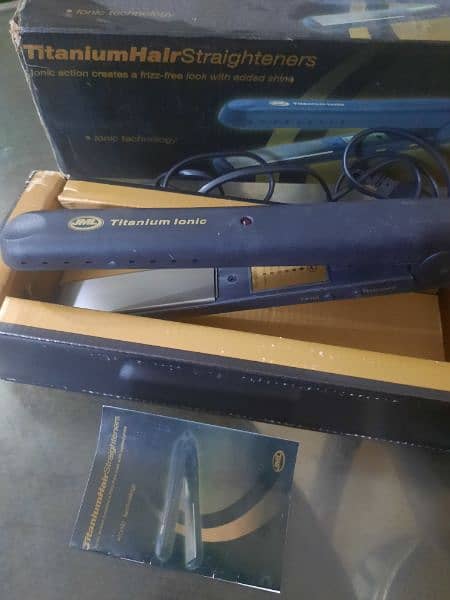 Titanium Hair Straightener 2