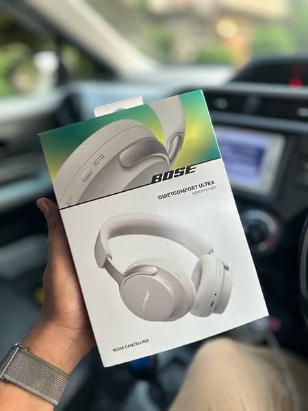 BOSE QC ULTRA headphones - bluetooth/wireless. 3