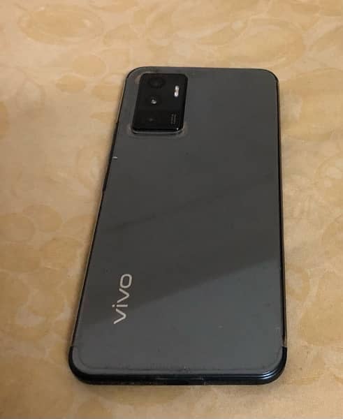 Vivo v23e 4