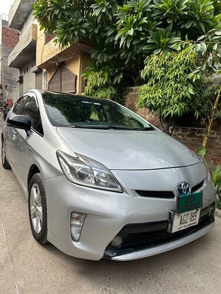 Toyota Prius 2014 6