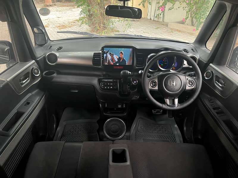 Honda N Box 2014 gl package 5