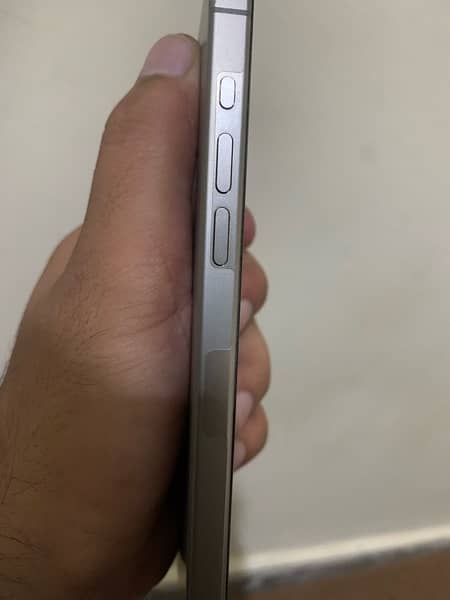 iPhone 15 Pro Max ( 512GB ) Natural Titanium 7