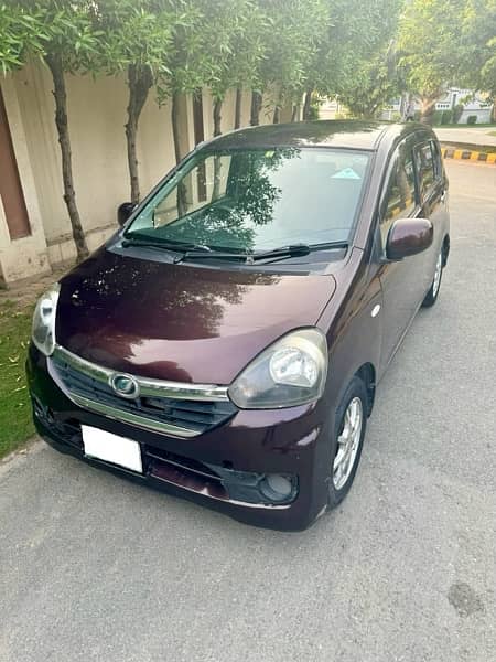 Daihatsu Mira 2015 1