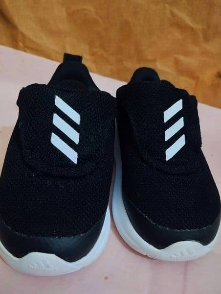 adidas and nike shoes for sell 11