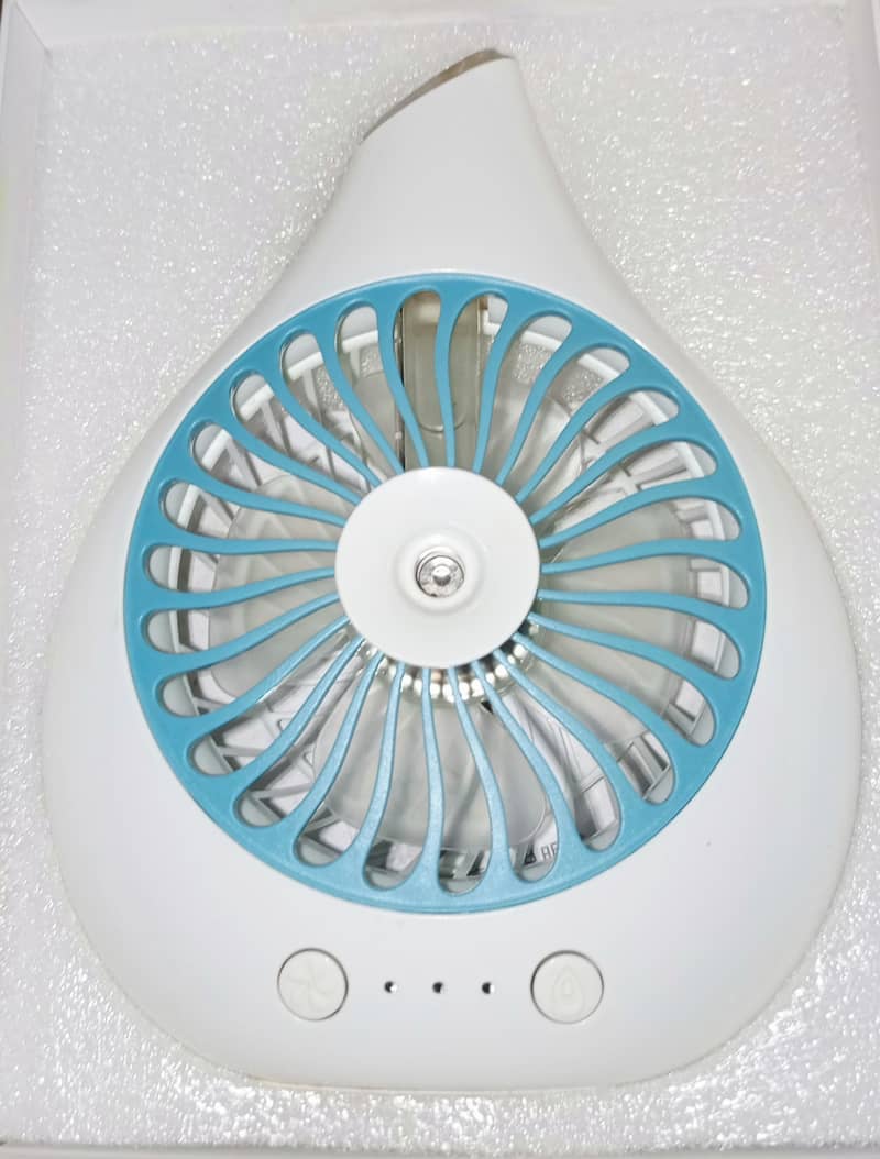 Mist Fan,Desk Fan,Humidifying air Cooler Foldable USB Rechargeable Fan 12