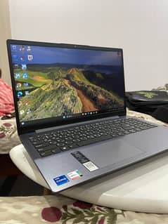 lenovo Core i7 1165G7