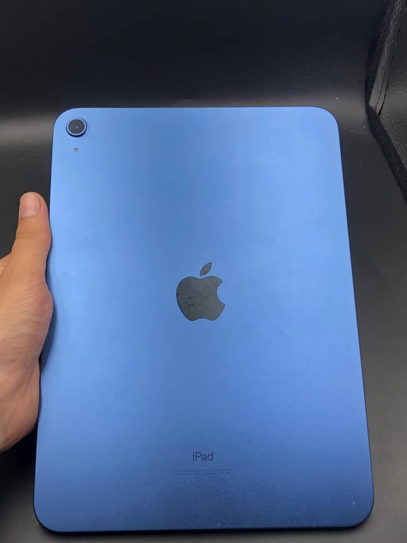 Apple Ipad 10th generation. 1