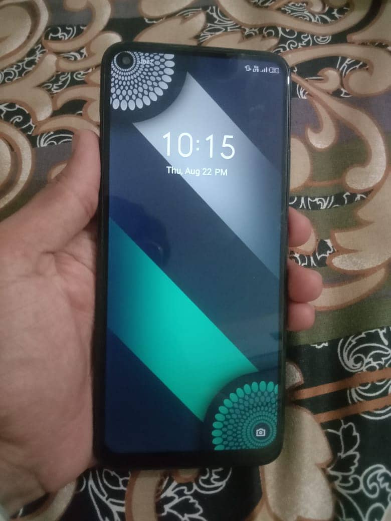 infinix hot 10 with box and cable final no bargaining 2