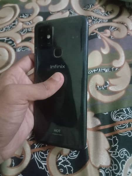 infinix hot 10 with box and cable final no bargaining 7