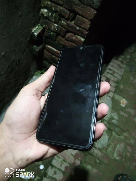 Infinix hot 8 with box and charge 4/64 1