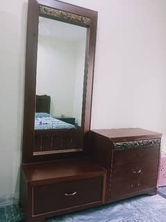 dressing table for sale 0