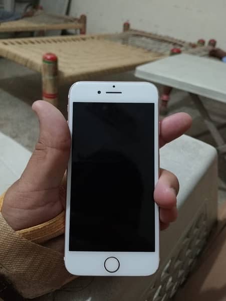 iphone 7 128gb pta approved 1