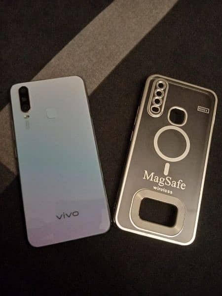 vivo y17 3