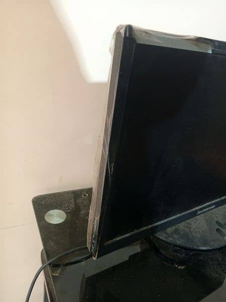 Lenovo LCD for sale 3