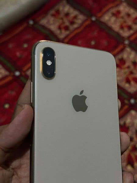 Iphone xs max 0