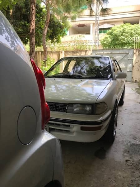 Toyota Corolla 1990 Genuine Sunroof 1