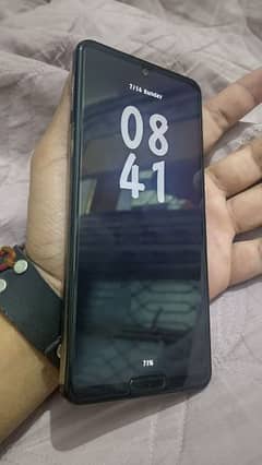 Aquos r5g 0