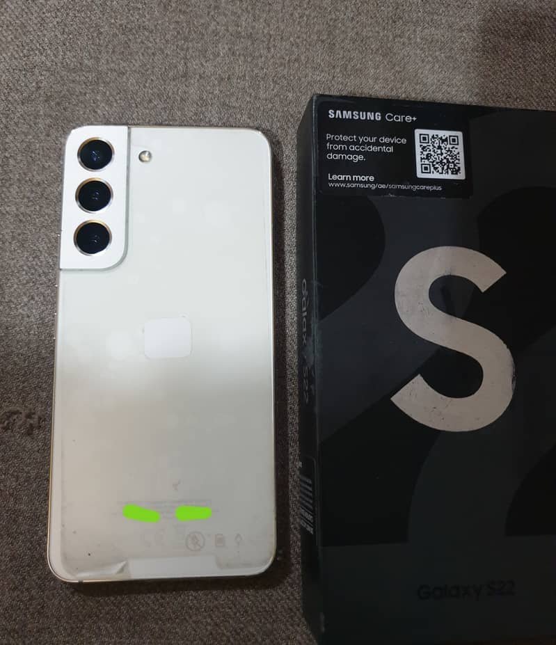 S22 International Warranty. 8GB/256GB. Full Box. White Color. 10