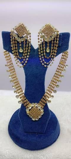 Gold plated nackles set