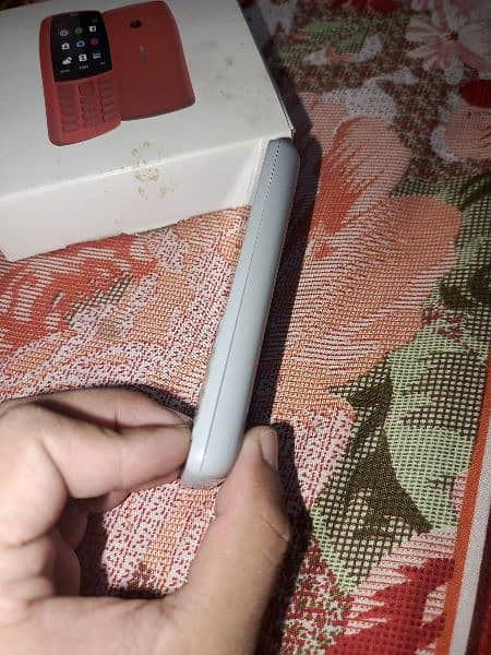 Nokia 210 Grey colour 7