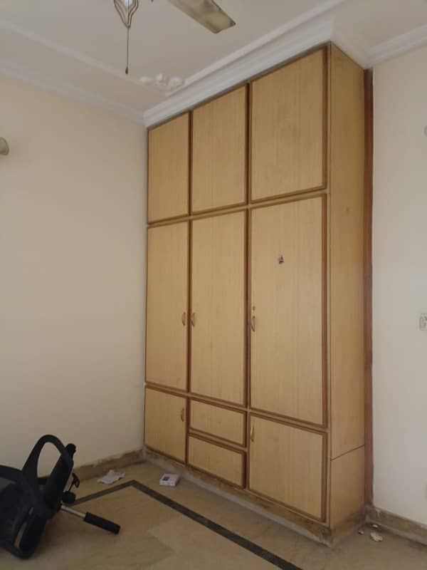 5 Marla Upper Portion For Rent In Johar Town Q Block 4