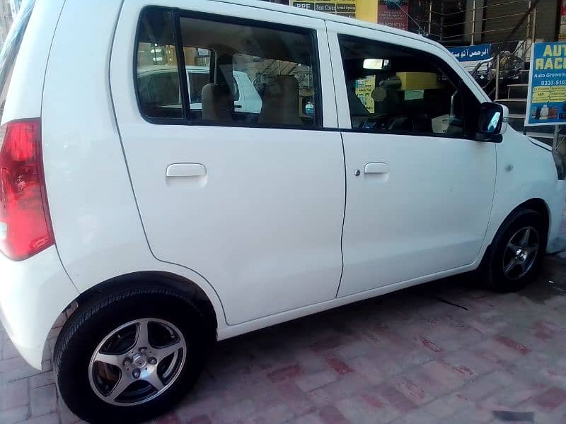 Suzuki Wagon R 2017 Vxl original condition Lahore number 4