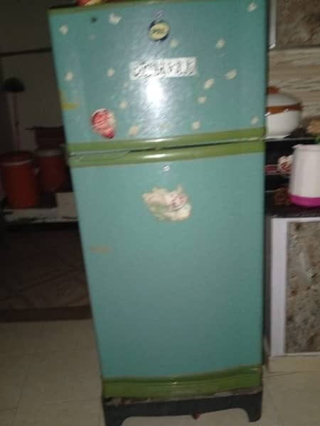 PEL big size fridge for sale 0