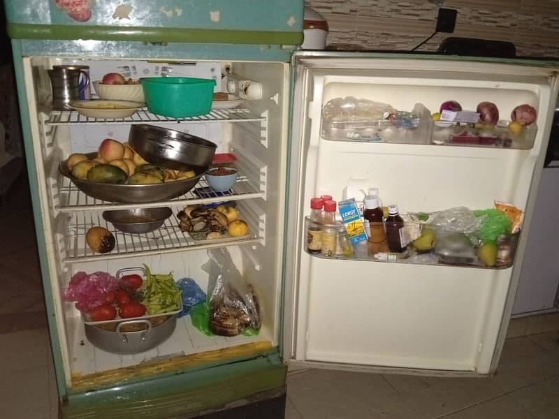 PEL big size fridge for sale 3