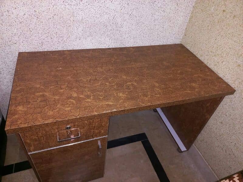 study table for sale 1