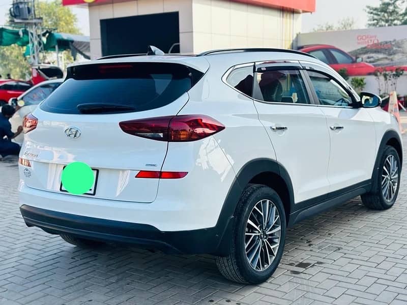 Hyundai Tucson AWD 2022 Model 2