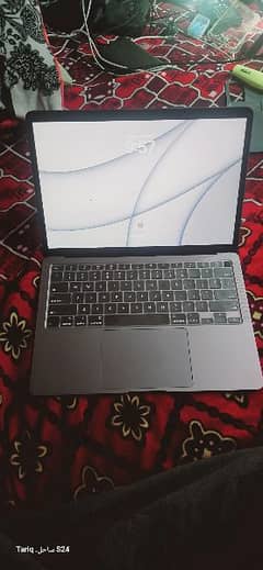 Macbook 2020  512 gb uae version