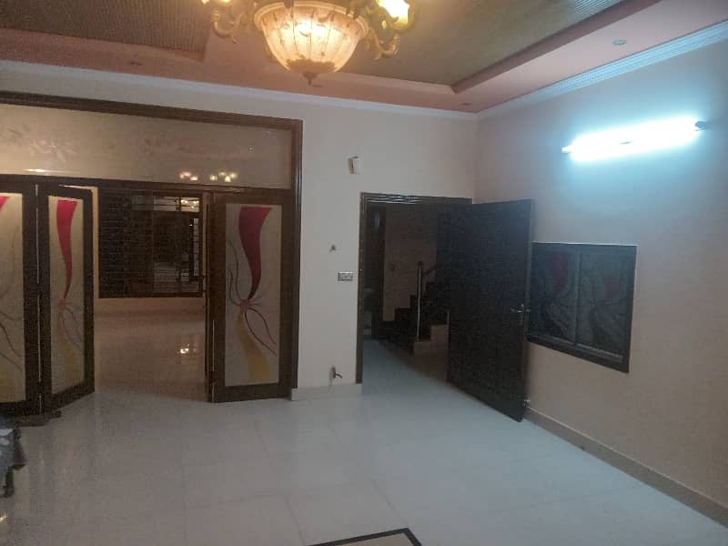 12 Marla Full House Available For Family Rent 2 Lac And Also Available Silent Office Rent 250000 Tills Flooring 65ft Road 2 Kitchen 2 TV Lounge Dining 1