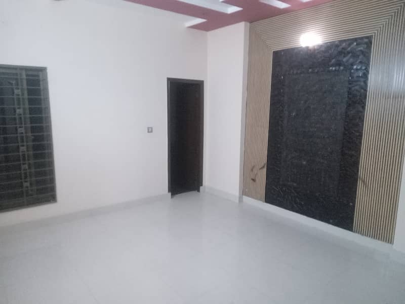 12 Marla Full House Available For Family Rent 2 Lac And Also Available Silent Office Rent 250000 Tills Flooring 65ft Road 2 Kitchen 2 TV Lounge Dining 23