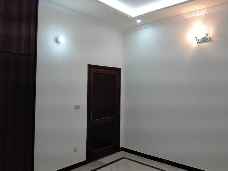 20 Marla Lower Portion For Rent In E-11 1