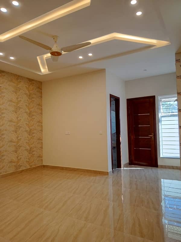 8 Marla Upper Portion In E-11 For Rent 1