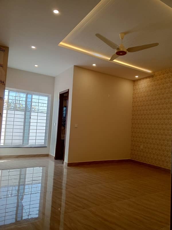 8 Marla Upper Portion In E-11 For Rent 3