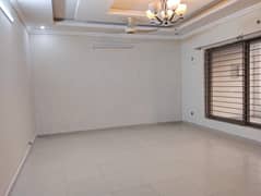 10 Marla Upper Portion For Rent Available In E-11 0