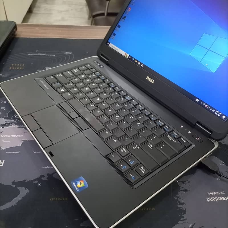 Dell Latitude E6440 Core i7 4th Gen 8GB Ram 256GB HDD 2GB AMD Radeon 5