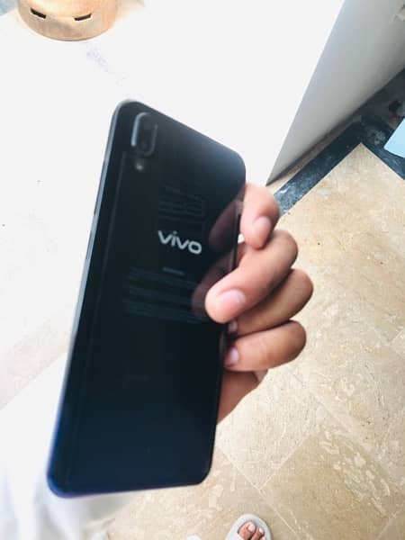 vivo y93   6GB 128GB 5