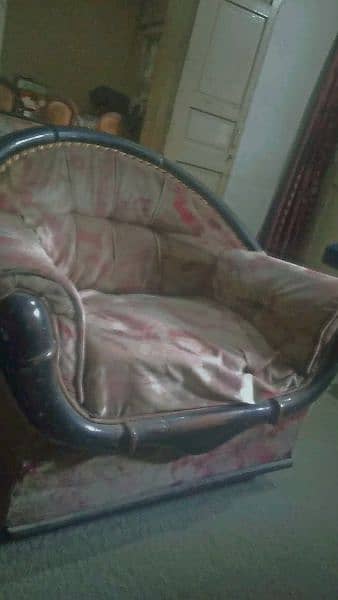 Used sofa sett for sale 3