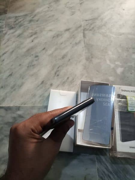 Samsung a32 condition 10by9 only cal O3O669IO563 location Jranwala 1