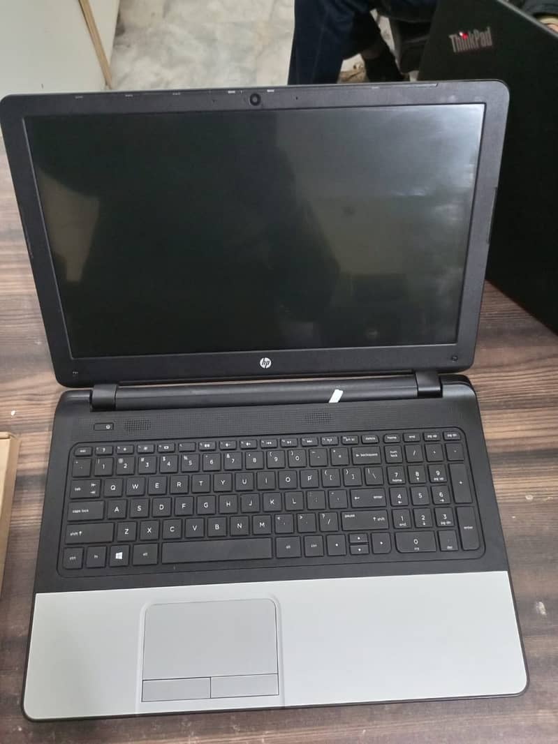 HP Pavilion 15 Netbook Core i5 G1 4th Gen 8GB RAM 500GB HDD= 9