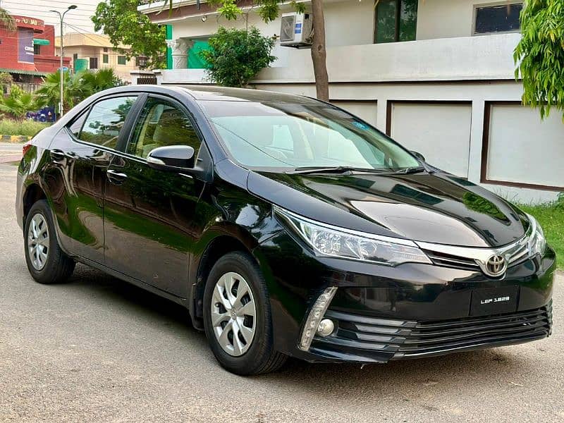 Toyota Corolla XLI 2018 3