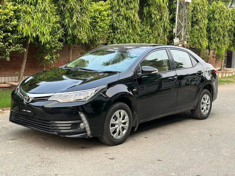 Toyota Corolla XLI 2018 4